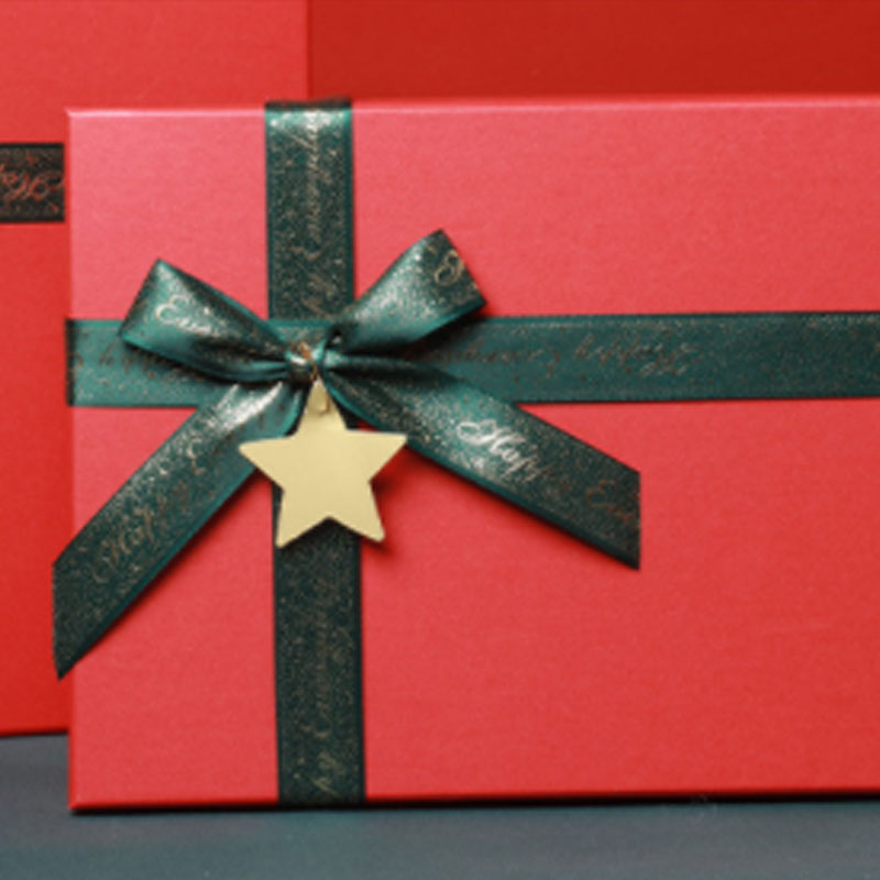 Christmas Gift Boxes with Ribbon Presentation